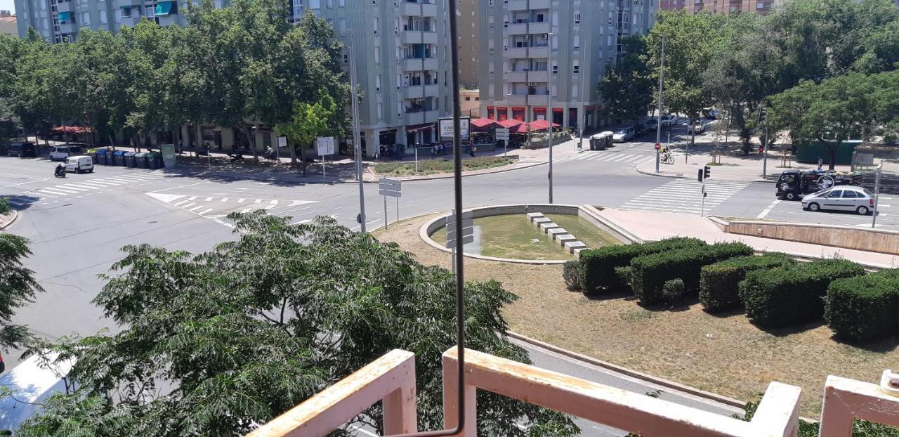 Precioso!! Apartamento En El Centro De Sabadell Daire Dış mekan fotoğraf